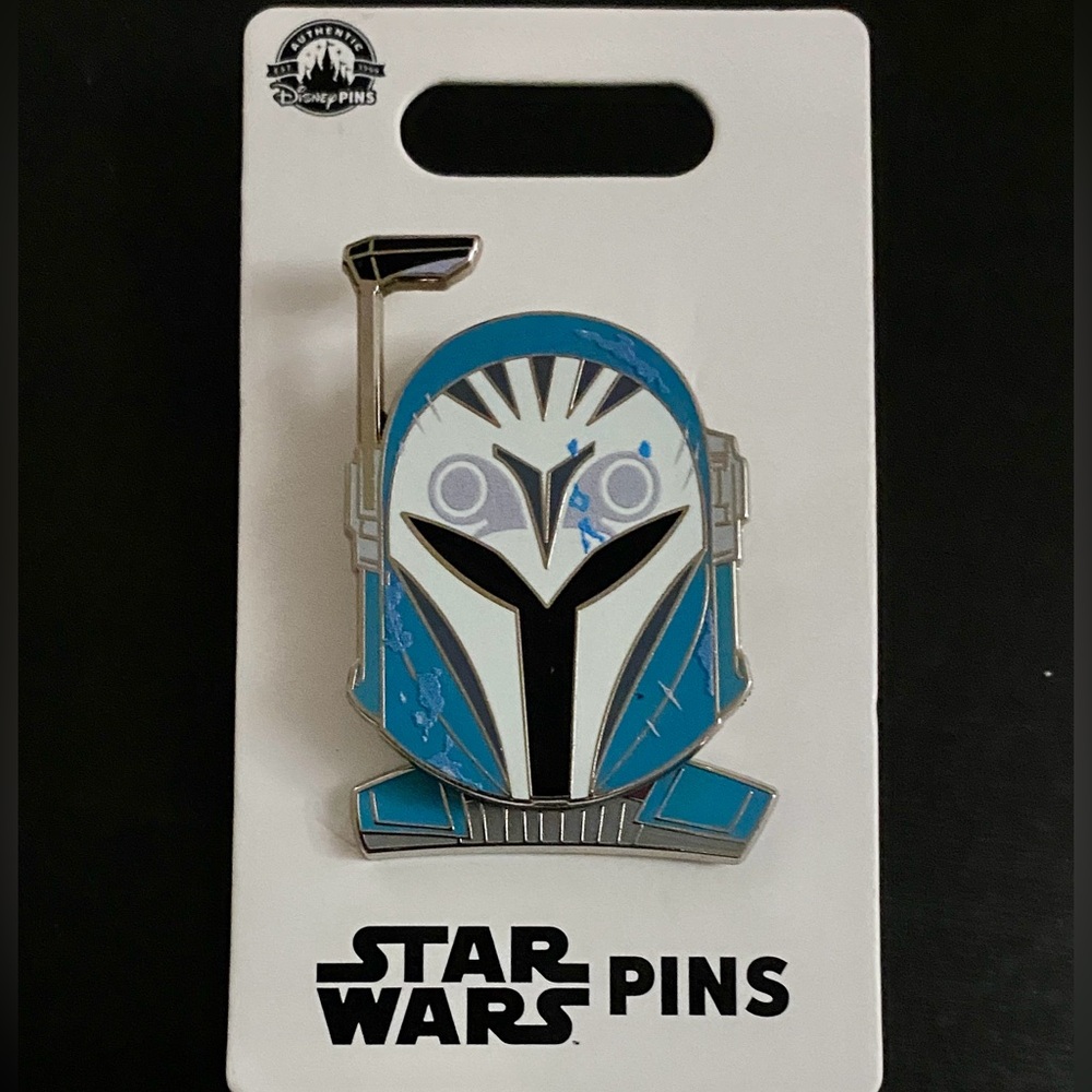 Disney Star Wars Bo-Katan Kryze Pin Diamond Authentic Sliding Helmet Motion